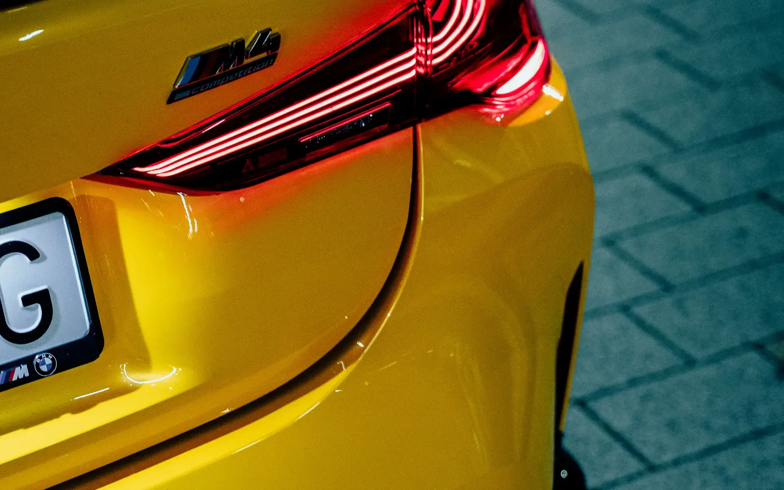 Tylna lampa BMW M4 Competition